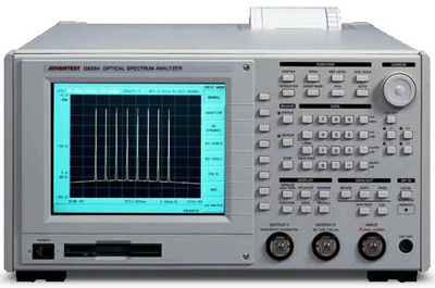 ADVANTEST Q8384 600 to 1750 nm Optical Spectrum Analyzer